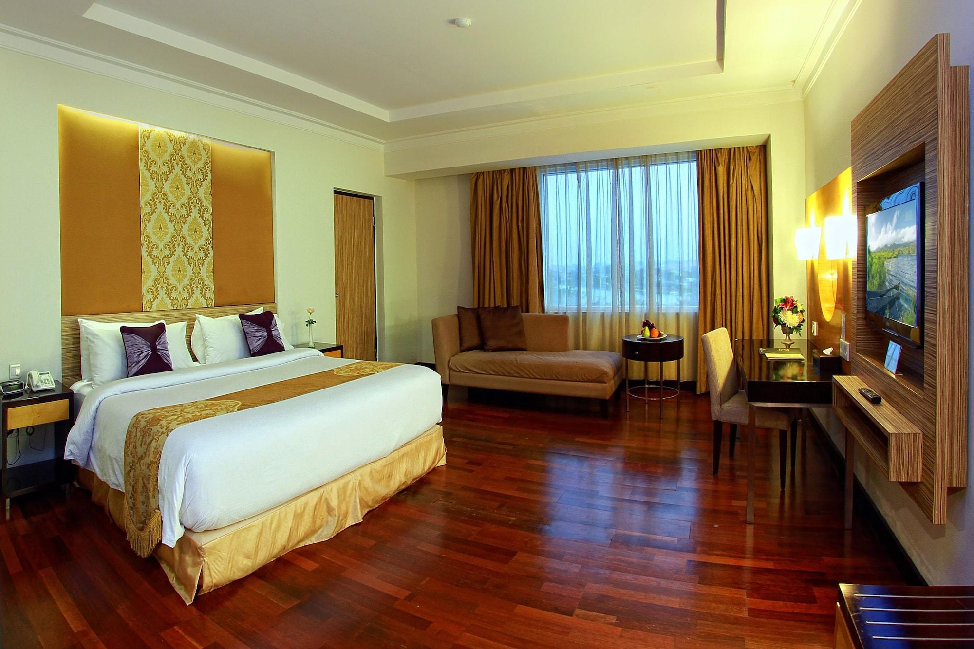 Premier Basko Hotel Паданг Екстериор снимка