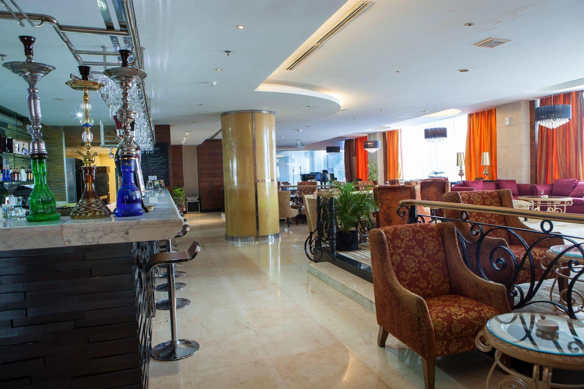 Premier Basko Hotel Паданг Екстериор снимка